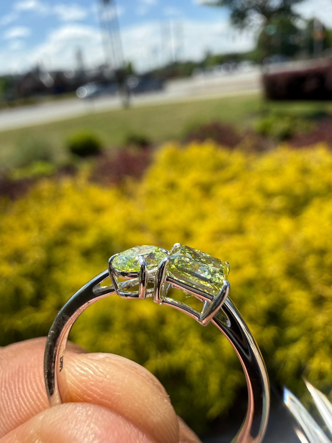 2 carat princess cut & oval fancy green ring  handcrafted ring made with 14k gold in grown diamond