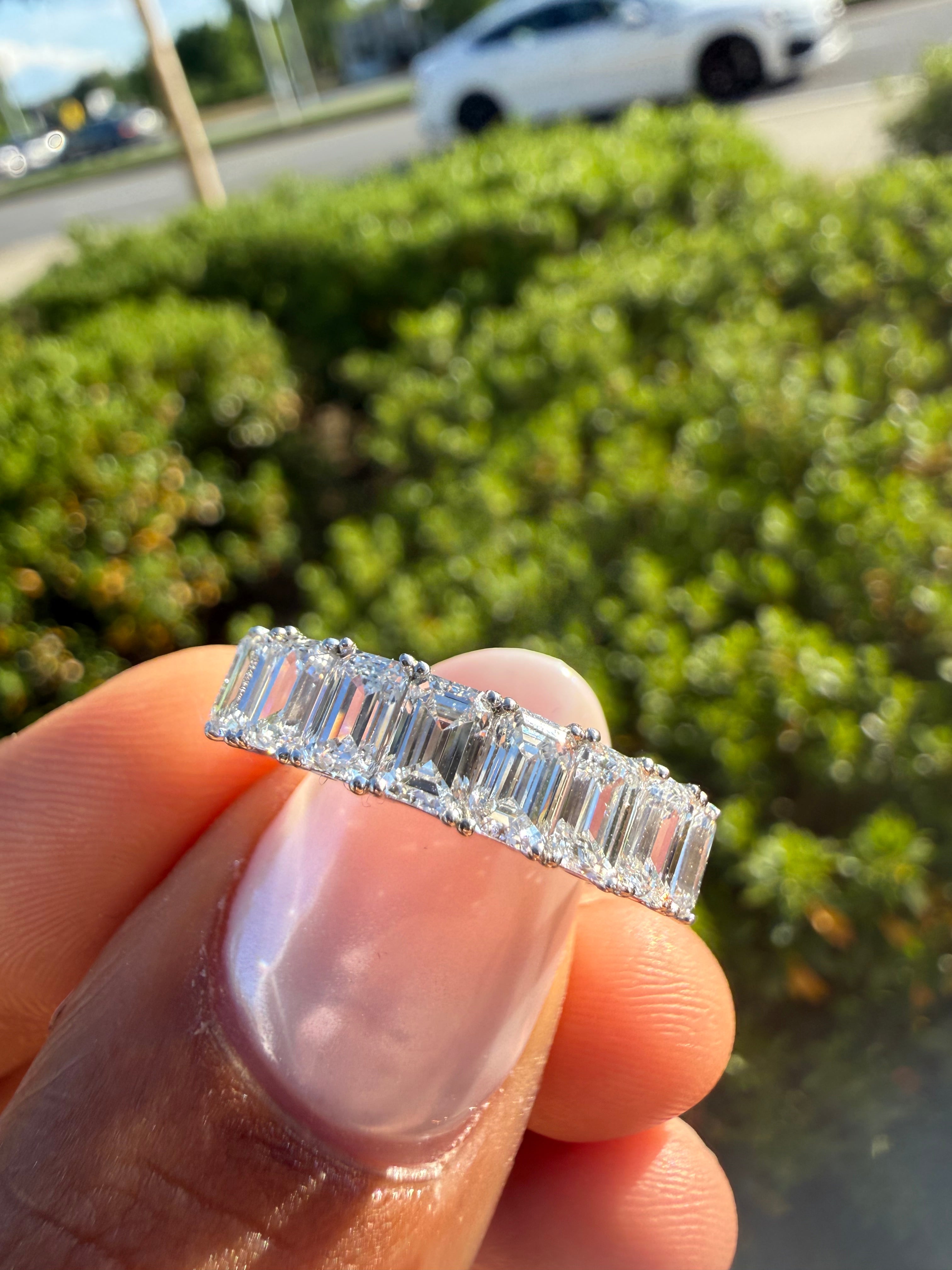 3 carat emerald cut  special cut ring VVS stone with special cut on side stone fancy highly handcrafted in grown diamond 14k gold ( made in gold )