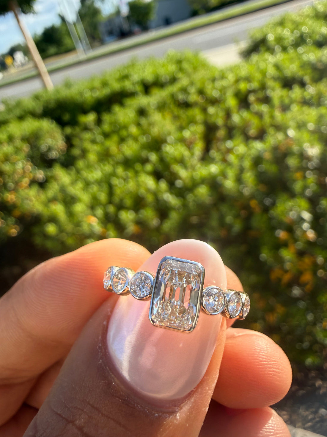 2 carat radiant cut special cut ring cut E vs IGI certified  stone with special cut on side stone highly handcrafted in grown diamond 14k gold ( made in gold )