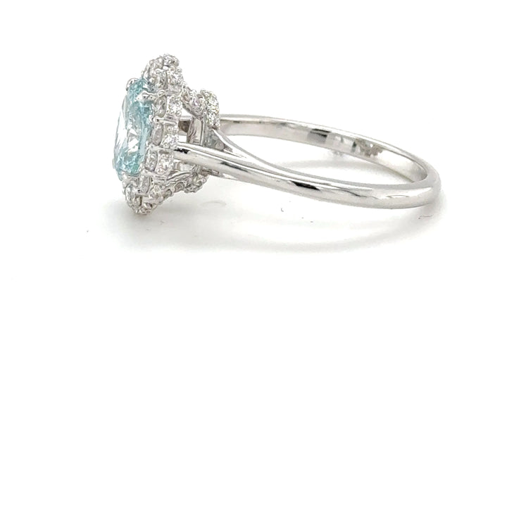 3 carat center fancy blue oval  E vs igi certified with high cut on side made with high craftsmanship with round brilliance ( made in 14k gold)