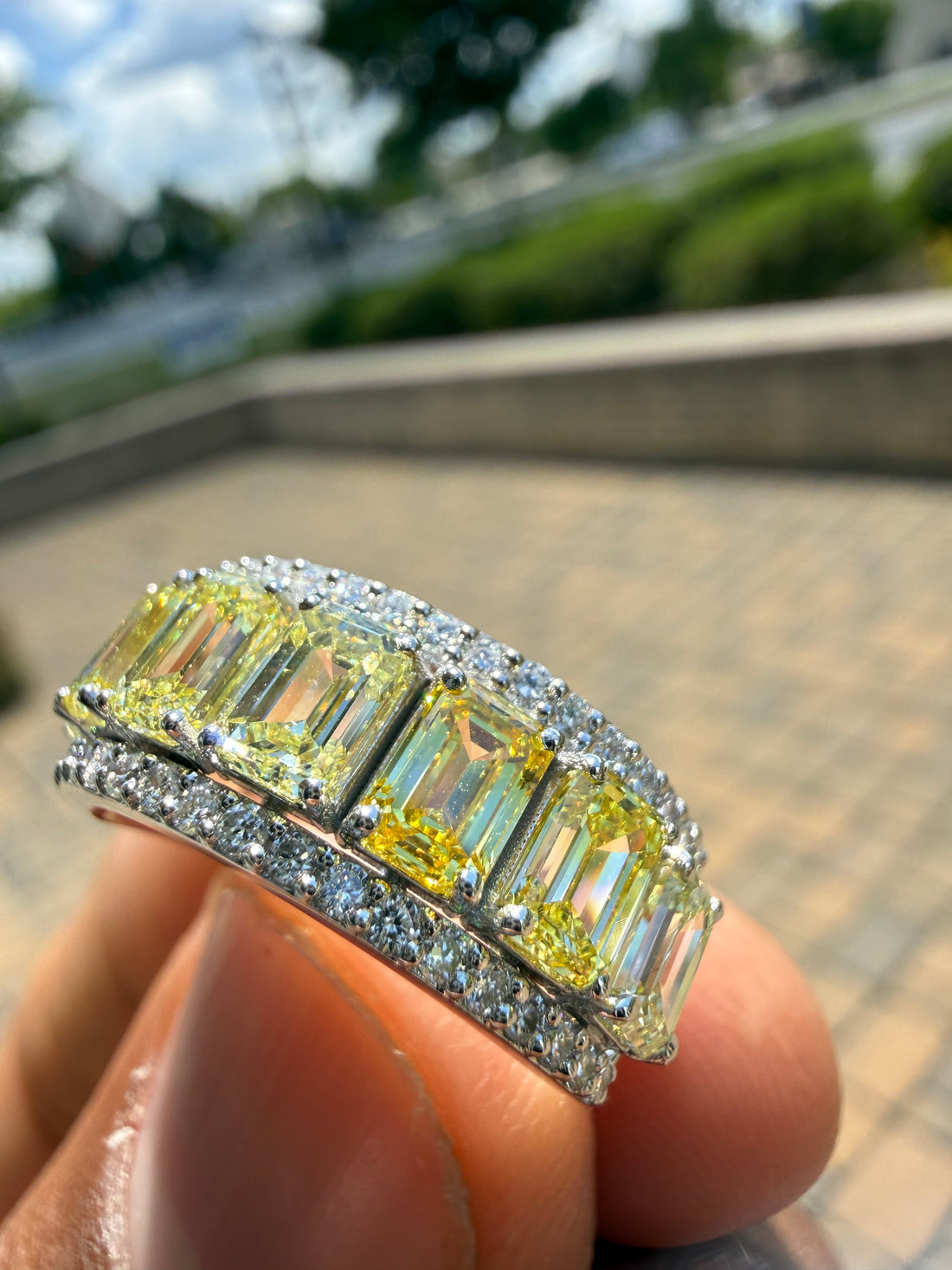 4 carat emerald cut fancy light yellow made with special cut on side carat handcrafted in grown diamond 14k gold