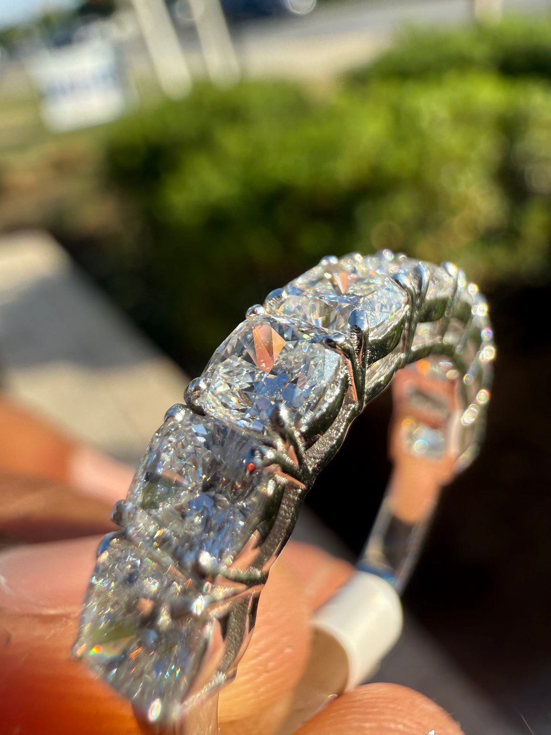 5 carat elongated cushion cut special cut ring VVS stone with special cut on side stone fancy highly handcrafted in grown diamond 14k gold ( made in gold )