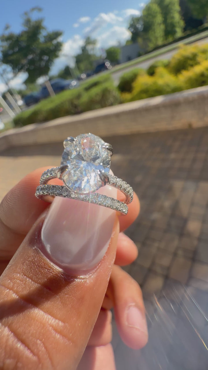 3 carat oval center stone iGI certified FULL Engagement Set with side band , made in VVS, Ring handcrafted diamonds , made in 14k gold handcrafted stones with high end jewelr (MADE IN GOLD)