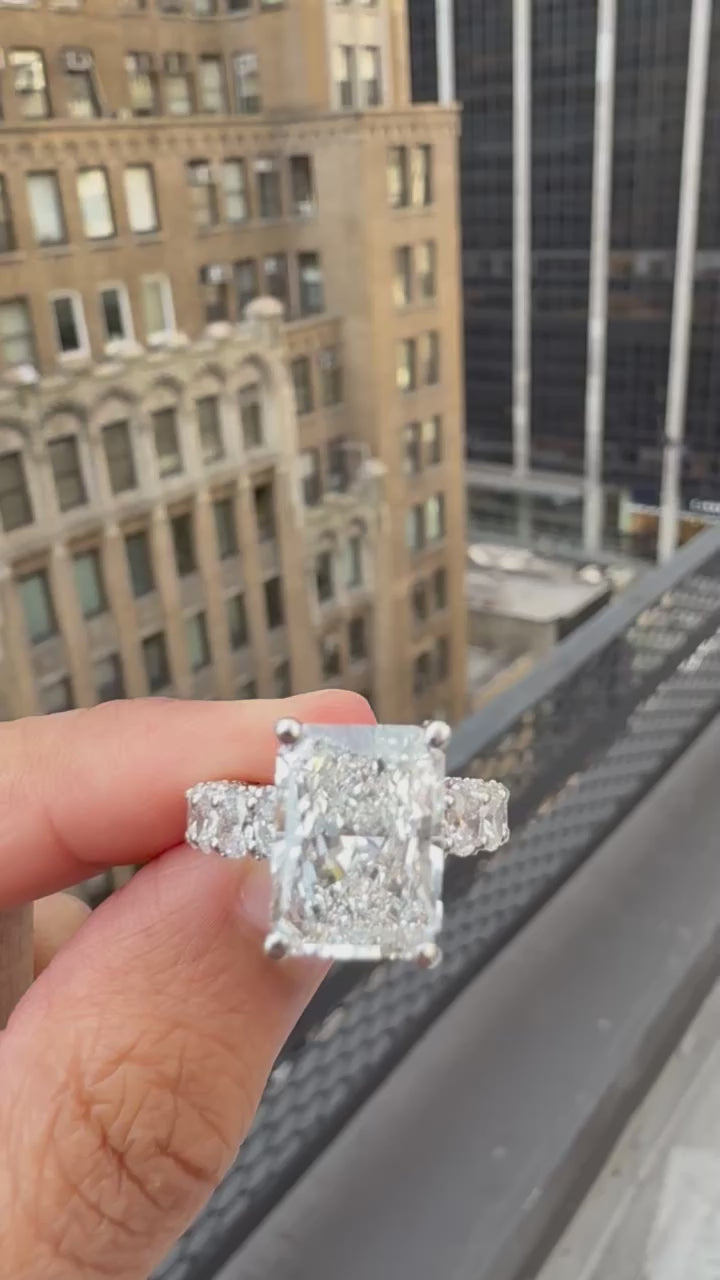5 carat Radiant cut Ring  E VS1 igi certified stone Engagement Ring handcrafted with 14k gold ! Certified igi grown diamond